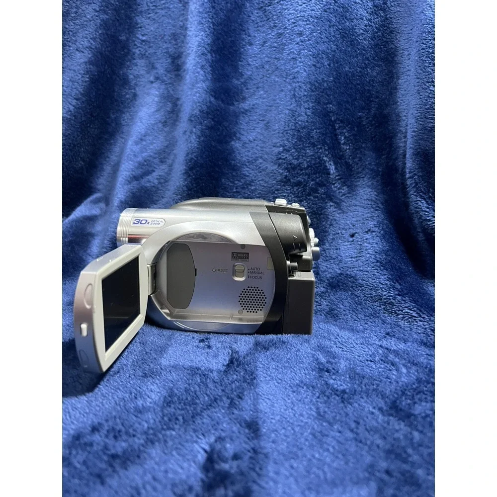 Panasonic VDR-D100‎ Camcorder -  Silver
